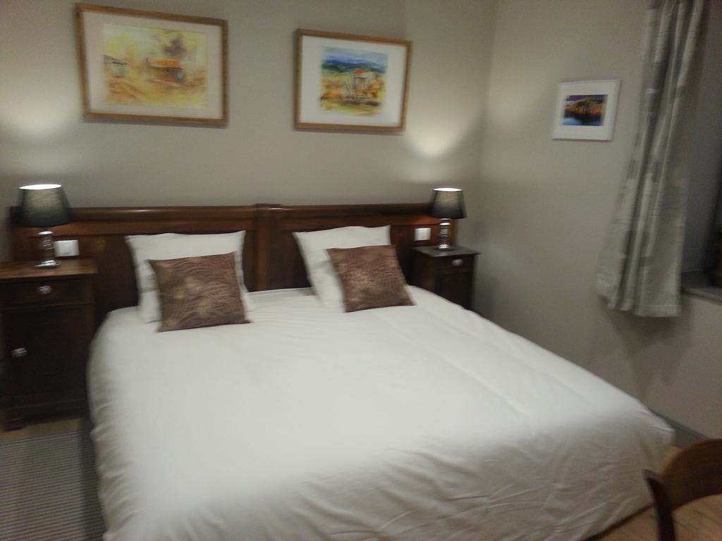 Relais St Jacques - Roanne Bed & Breakfast Saint-Haon-le-Châtel Oda fotoğraf